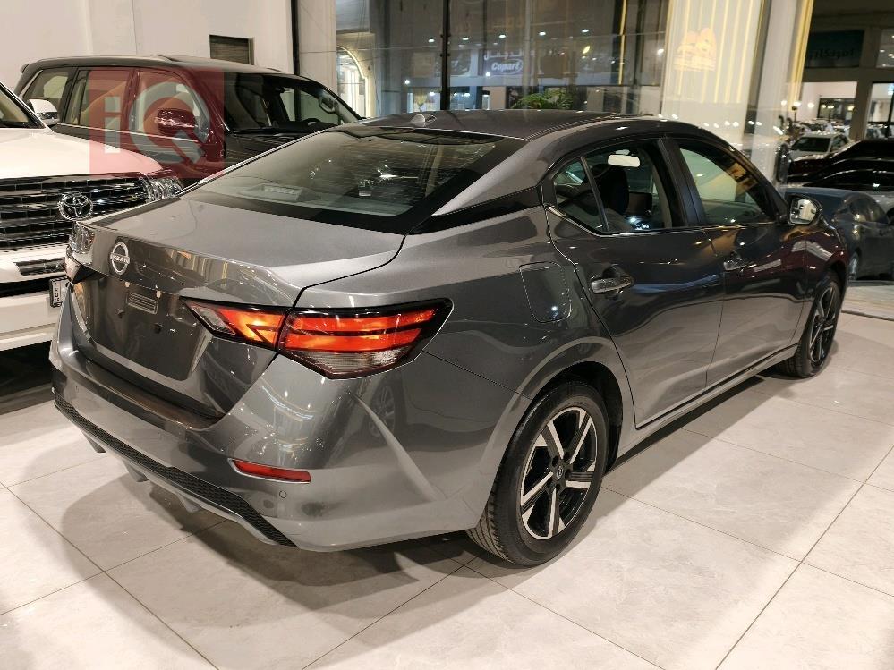 نيسان سنترا